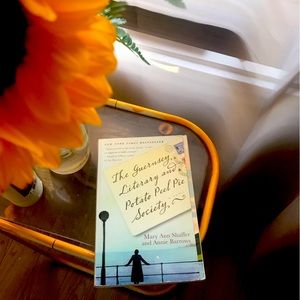 Book- The Journey Of the Potato Peeled Pie Socitety